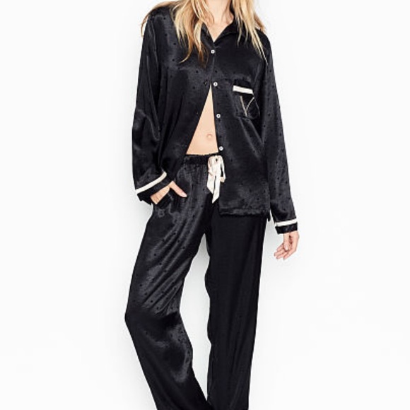 NWT Victoria’s Secret Satin PJ Set - Picture 2 of 4